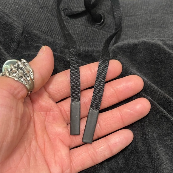 NWOT Women’s Sz 6 (30” Waist) Lululemon Warm Down Joggers Velour Heathers Black - Picture 10 of 13